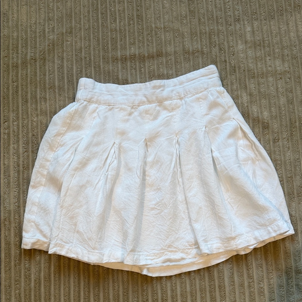 Chic White A-Line Junior’s Skirt